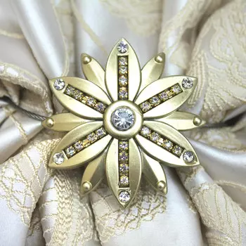 Карнизы и аксессуары для штор Ajur