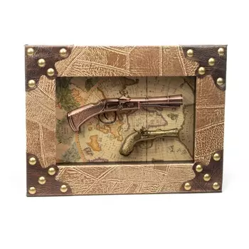 Коллаж Пистоли (47х37 см)