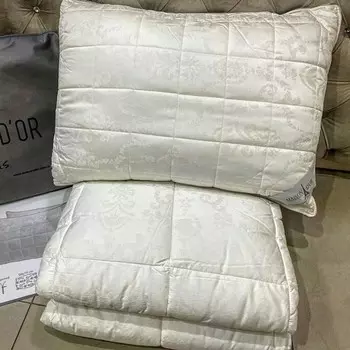Одеяла Maison D'or