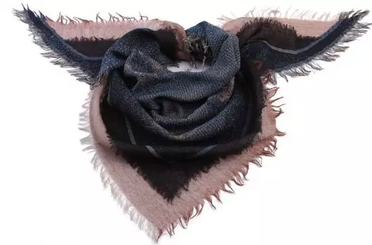 Накидка-палантин Rosalina (95х95х145 см)