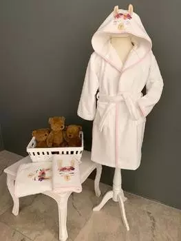 Одежда, обувь и аксессуары La Villa