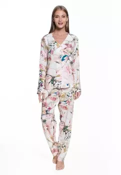 Одежда, обувь и аксессуары VIENETTA PLUS