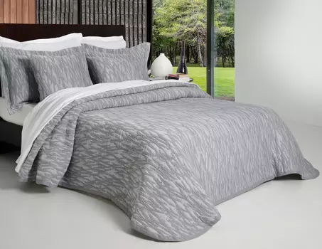 Пледы и покрывала Antonio Salgado