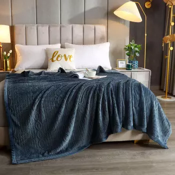 Пледы и покрывала Cristelle