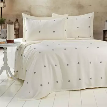 Пледы и покрывала DO&CO