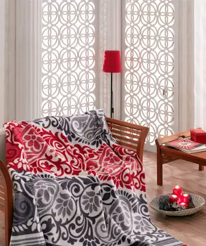 Пледы и покрывала DO&CO