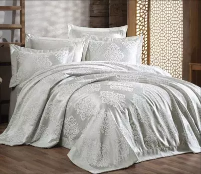 Пледы и покрывала Gardines