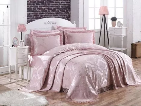 Пледы и покрывала Gardines