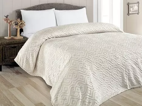 Пледы и покрывала Karna