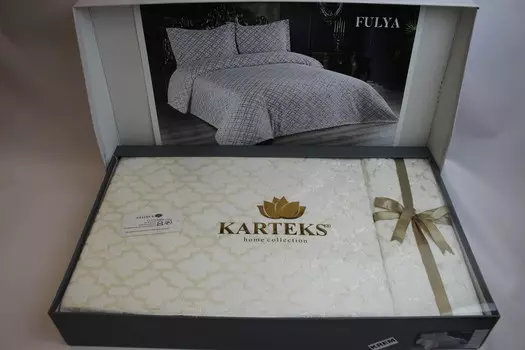 Пледы и покрывала KARTEKS