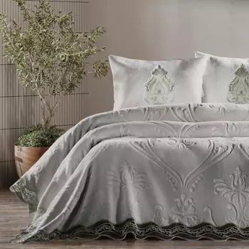 Пледы и покрывала KARVEN