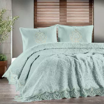 Пледы и покрывала KARVEN