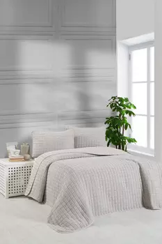 Пледы и покрывала KARVEN