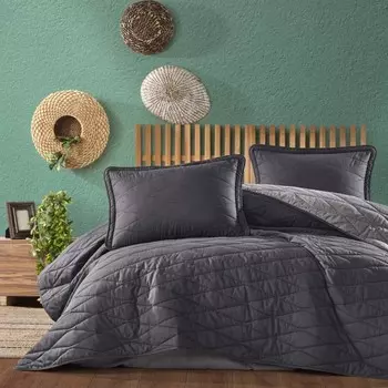 Пледы и покрывала KARVEN