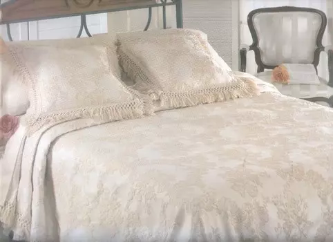 Пледы и покрывала Lumatex