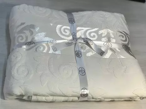 Пледы и покрывала Luzz