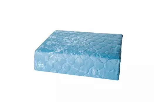 Пледы и покрывала Marianna