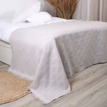 Пледы и покрывала Mona Liza