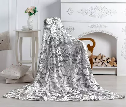 Пледы и покрывала Павлина