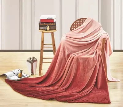 Пледы и покрывала Павлина