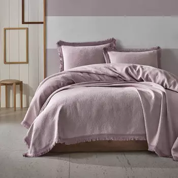 Пледы и покрывала Saheser