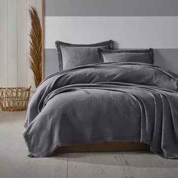 Пледы и покрывала Saheser