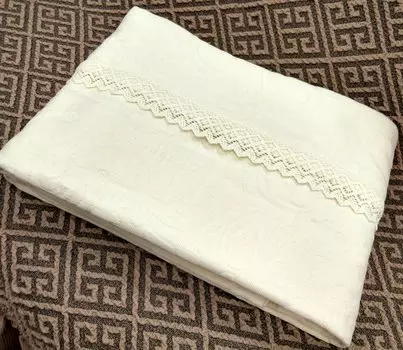 Пледы и покрывала Saheser