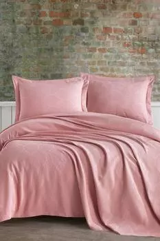 Пледы и покрывала Saheser