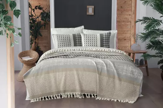 Пледы и покрывала SAREV