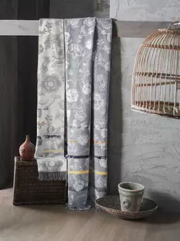 Пледы и покрывала SAREV