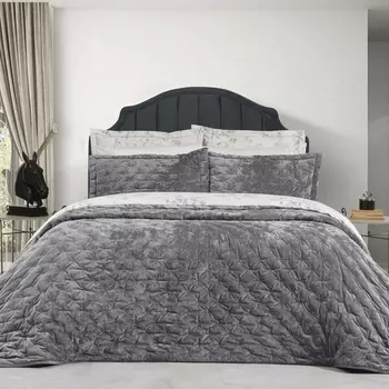 Пледы и покрывала SAREV