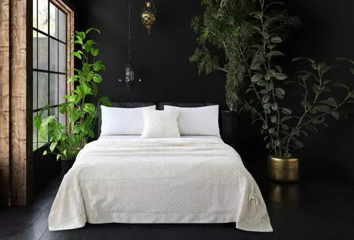 Пледы и покрывала Sofi De MarkO