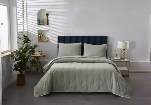 Пледы и покрывала Sofi De MarkO