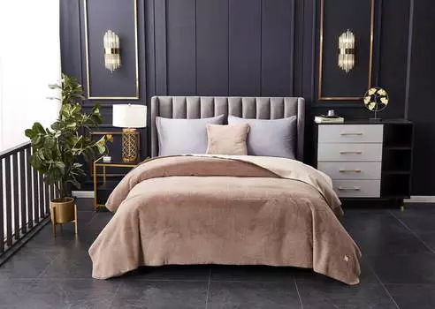 Пледы и покрывала Sofi De MarkO