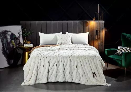 Пледы и покрывала Sofi De MarkO