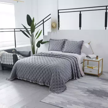 Пледы и покрывала Sofi De MarkO