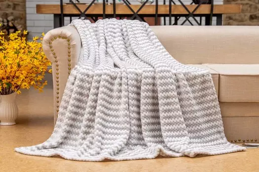 Пледы и покрывала Sofi De MarkO