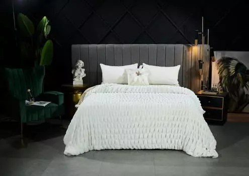 Пледы и покрывала Sofi De MarkO