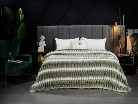 Пледы и покрывала Sofi De MarkO