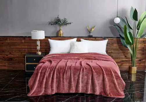 Пледы и покрывала Sofi De MarkO