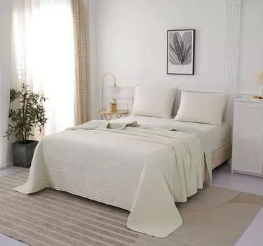 Пледы и покрывала Sofi De MarkO