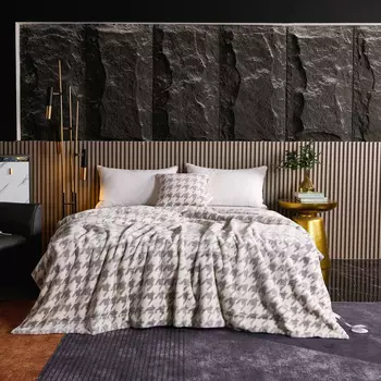 Пледы и покрывала Sofi De MarkO