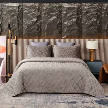 Пледы и покрывала Sofi De MarkO