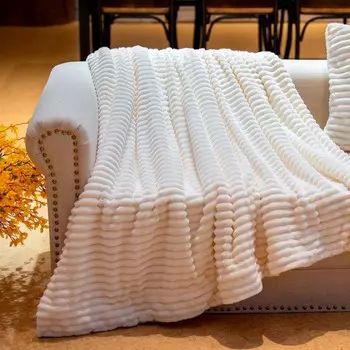 Пледы и покрывала Sofi De MarkO