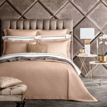 Пледы и покрывала Togas