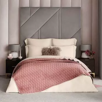 Пледы и покрывала Togas