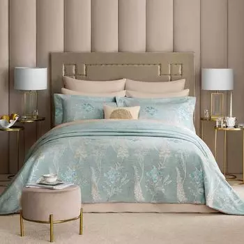 Пледы и покрывала Togas