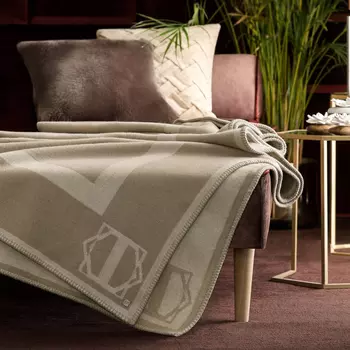 Пледы и покрывала Togas