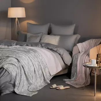 Пледы и покрывала Togas