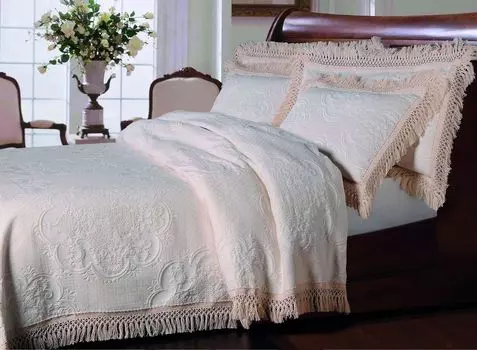 Пледы и покрывала Valtery